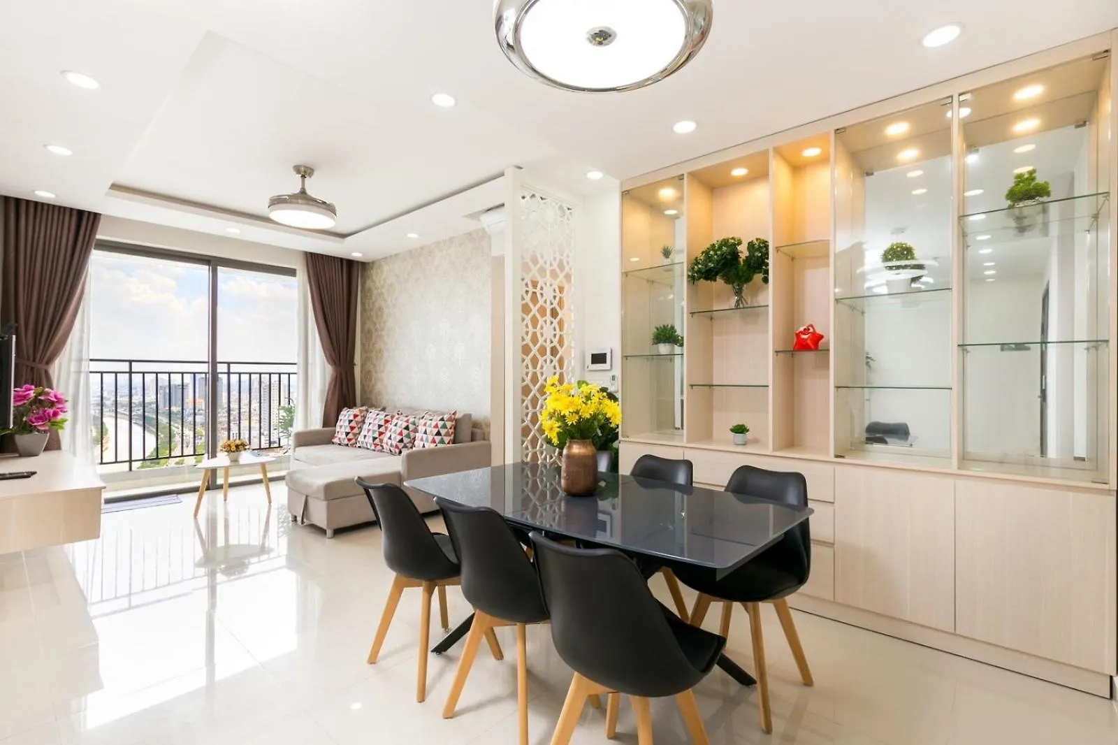 Genius Apartment River Gate Center  Ho Či Minovo Město